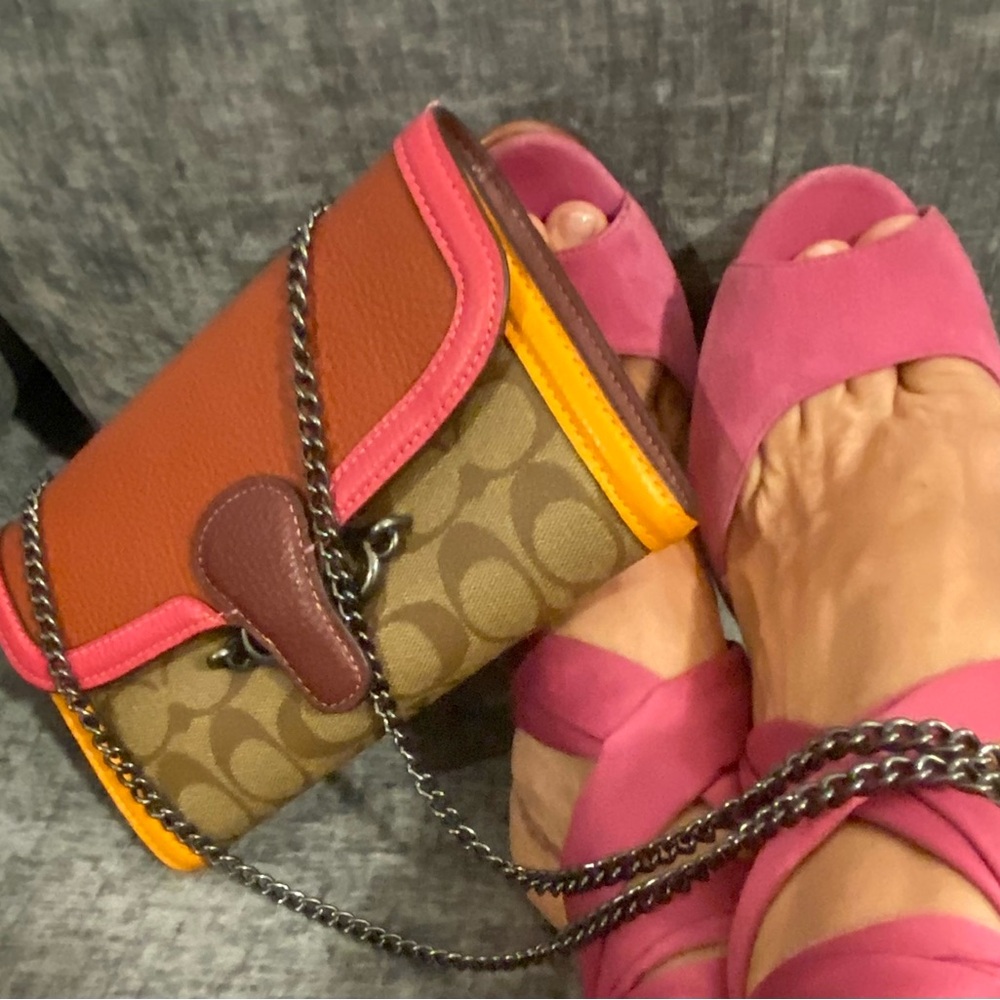 Perfect Summer COACH Crossbody Handbag! Most fun bag ever!!